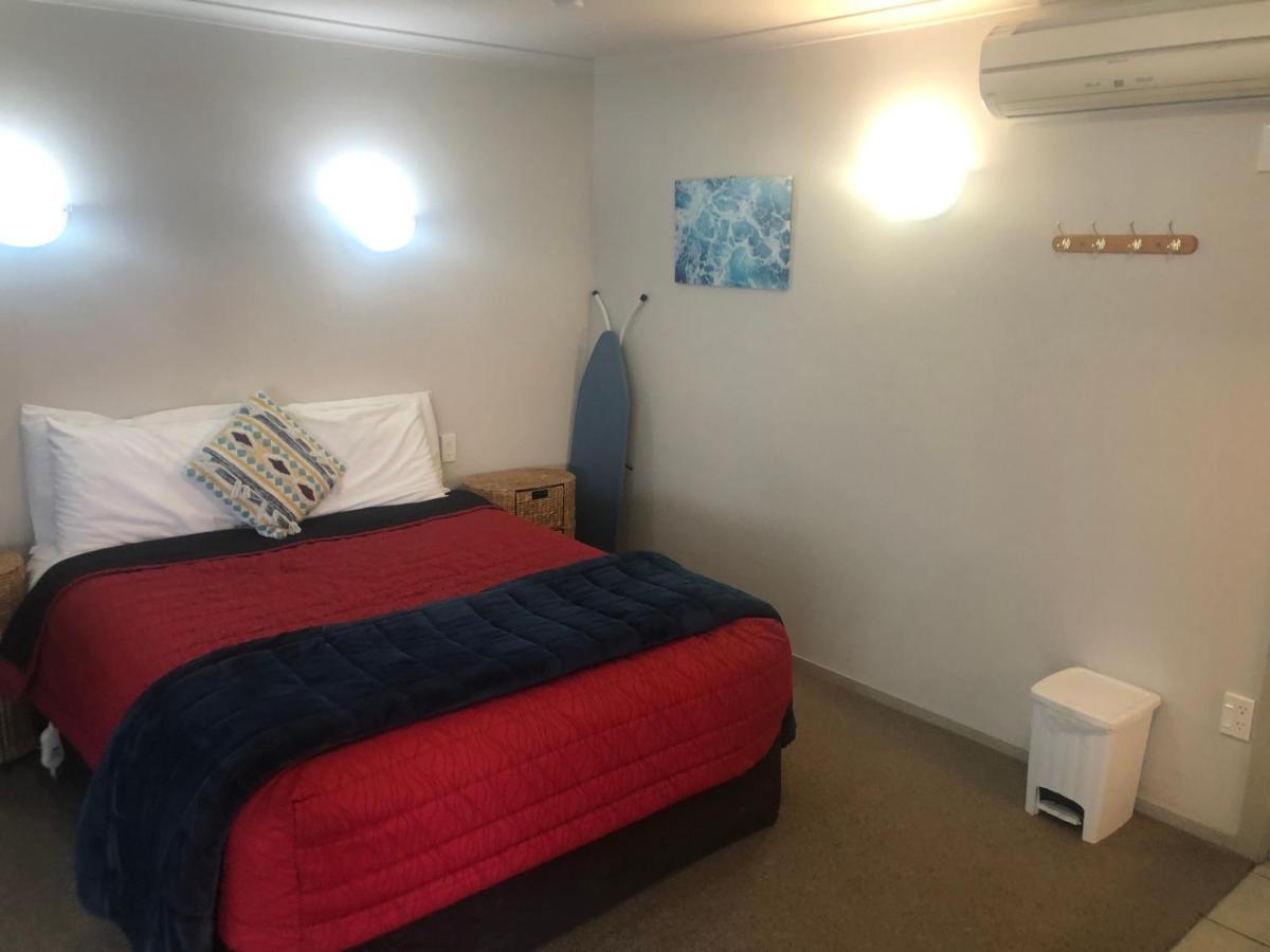 Absolute Lake View Motel Taupo Bagian luar foto