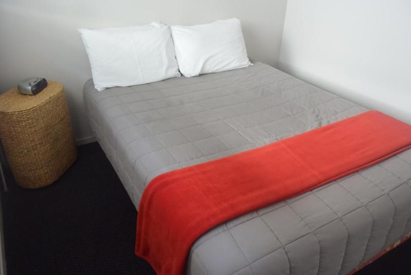 Absolute Lake View Motel Taupo Bagian luar foto