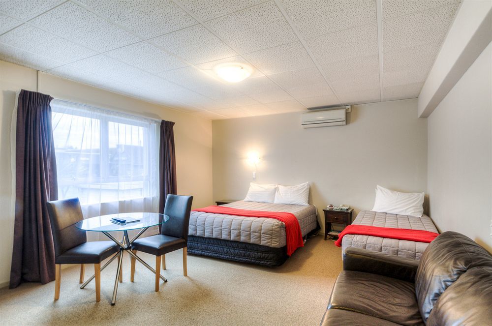 Absolute Lake View Motel Taupo Bagian luar foto
