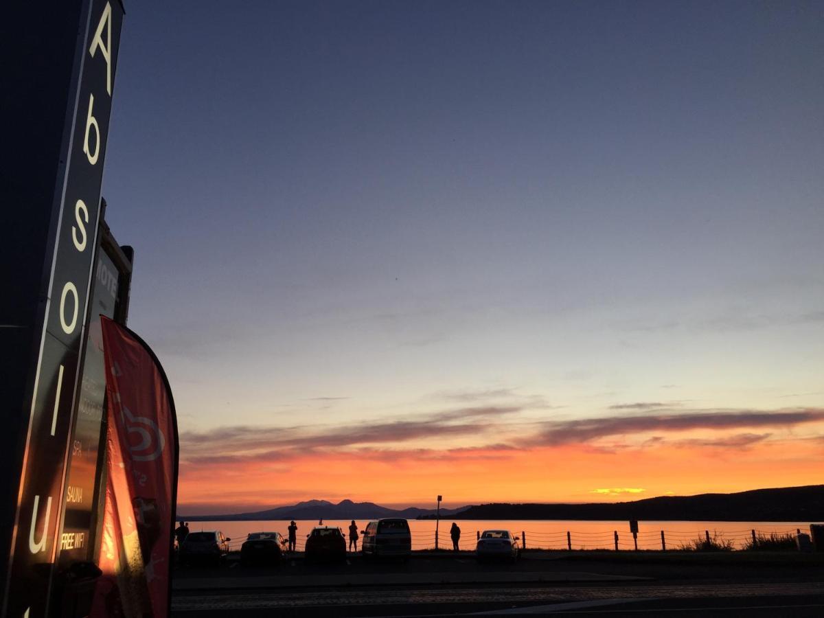 Absolute Lake View Motel Taupo Bagian luar foto